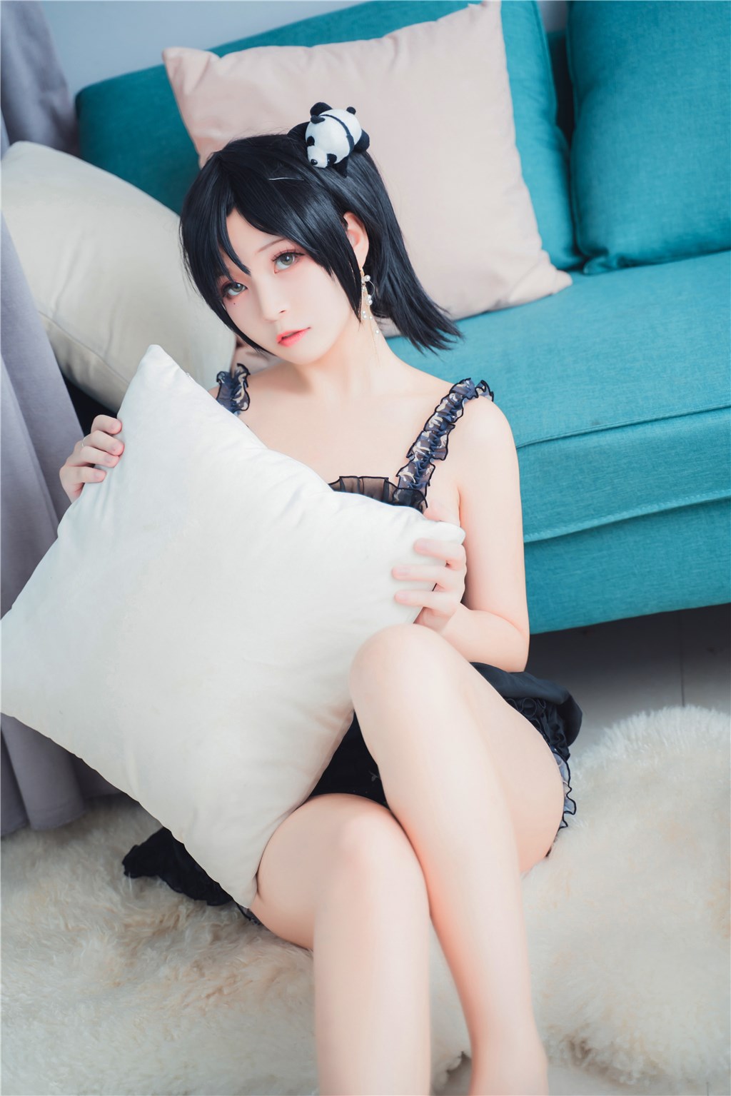 夜色秘密情话录：红星在私人会所中与风情异性共奏的那段不可复制的悸动低语